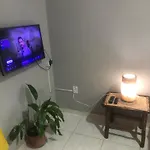 Casa Privativa Aconchegante Em Arraial D\'Ajuda - 1 Quarto Com 2 Camas, Cozinha E Banheiro